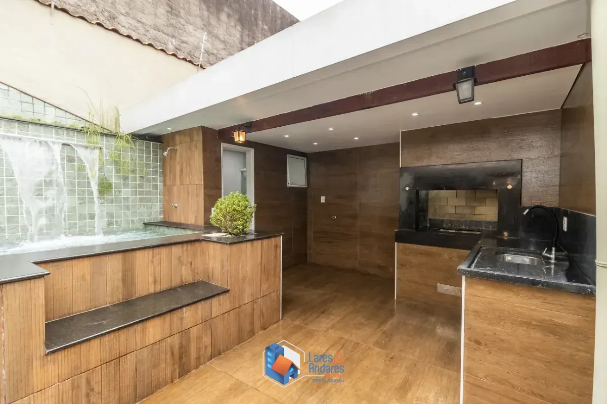 Imagem Casa para venda em Vila Mazzei com 3 quartos, sendo 1 suíte, 192m²