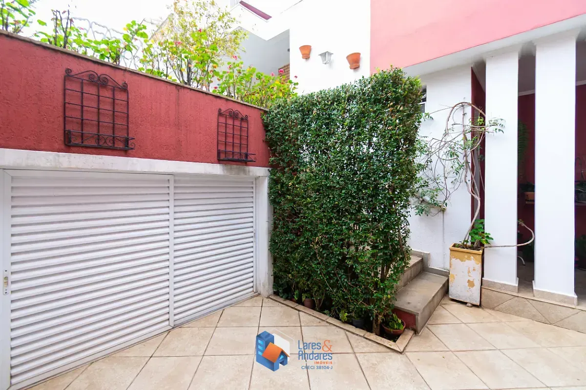Imagem Casa para venda em Jardim da Saúde com 3 quartos, sendo 1 suíte, 350m²