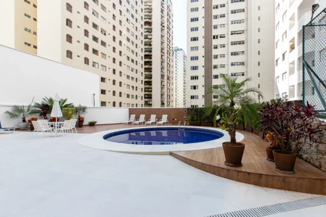 Imagem Apartamento à venda em São Paulo, Moema, com 4 quartos, 200m2
