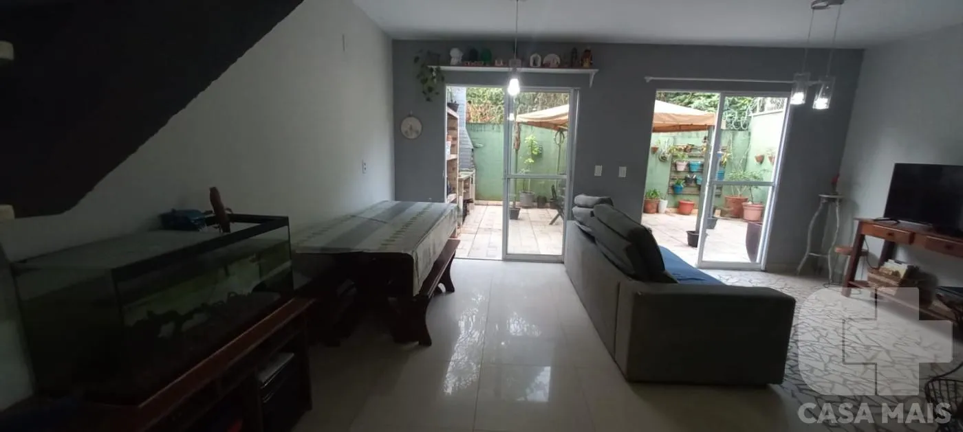 Imagem Apartamento para Venda em Embu das Artes / SP no bairro Jardim Colibri