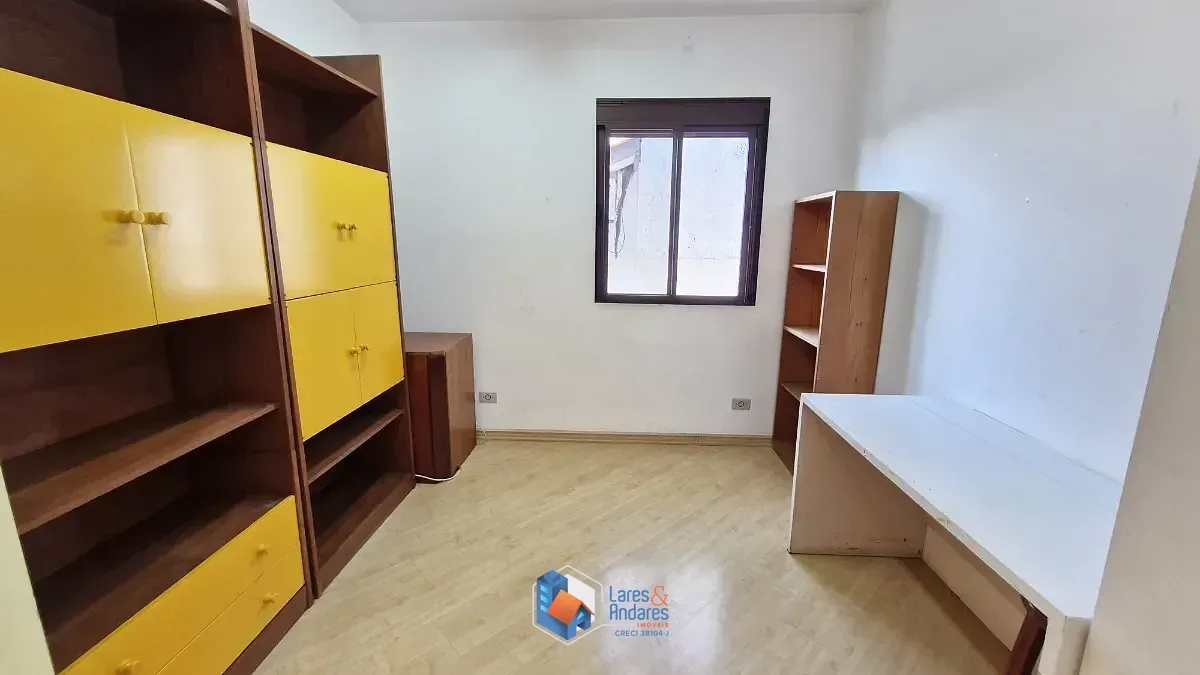 Imagem Casa para venda em Vila Inah com 4 quartos, sendo 2 suítes, 320m²