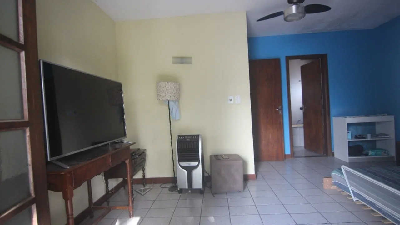 Imagem Casa à venda 3 Quartos, 1 Suite, 4 Vagas, 300M², Residencial Comercial Vila Verde, Pindamonhangaba - SP