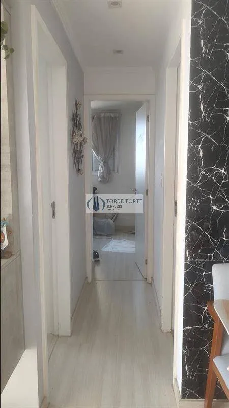 Imagem Apartamento com 2 dormitorios 1 vaga , varanda na Vila Antonieta .