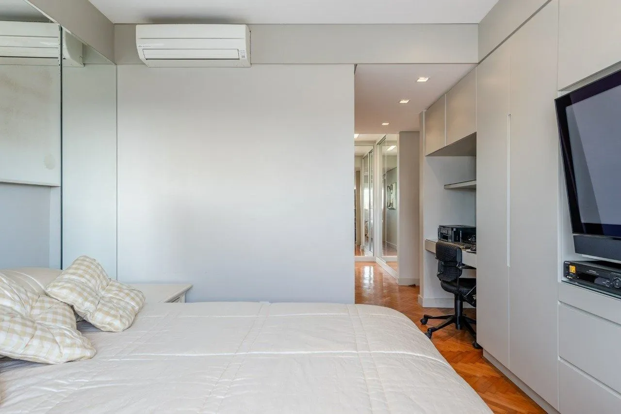 Imagem Apartamento 3 dormitórios, sendo 1 suíte e 2 vagas no Petropolis