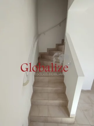 Imagem Sobrado a venda com 2 suítes, 2 vagas churrasqueira e piscina por R$515.000,00 no bairro da Vila Belmiro.