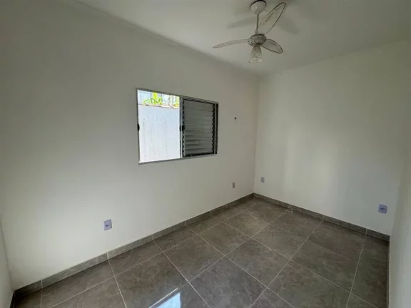Imagem Casa à Venda em Vila Guilhermina, Praia Grande - SP