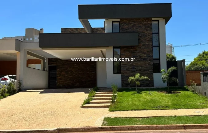 Foto do imóvel Imperdível! Casa de alto padrão à venda em Ribeirão Preto-SP, Condomínio Praça dos Pássaros: 3 quartos, 3 suítes, 2 salas, 5 banheiros, 4 vagas de garagem, 200m². Venha conferir!