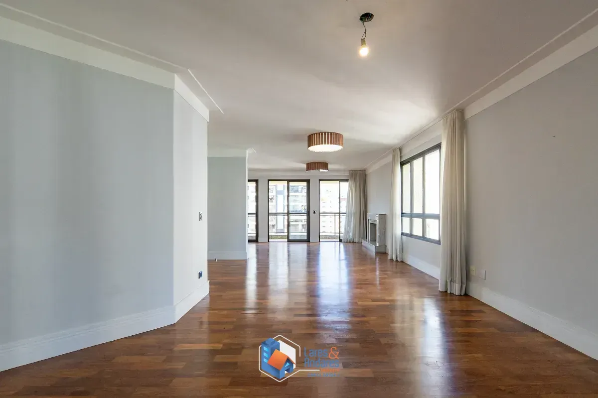 Imagem Apartamento para venda em Vila Suzana com 3 quartos, sendo 3 suítes, 220m²