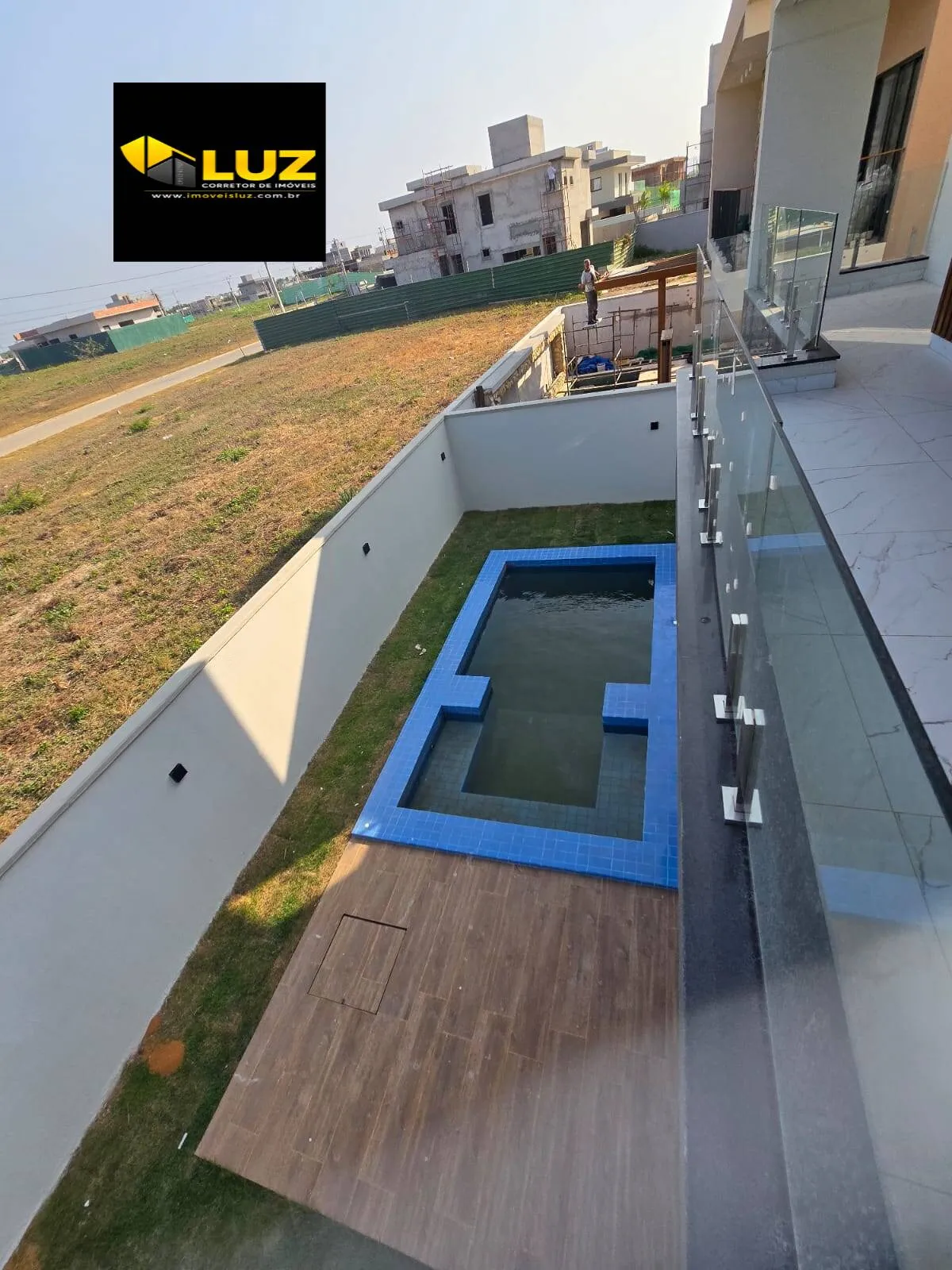 Imagem GRANDE OPORTUNIDADE!! Linda casa na Cidade Alphaville no Terras 4.