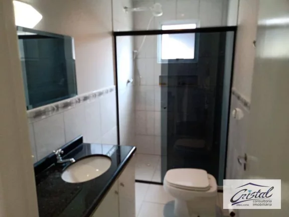Imagem Casa para renda, comercial e residencial com salão.
