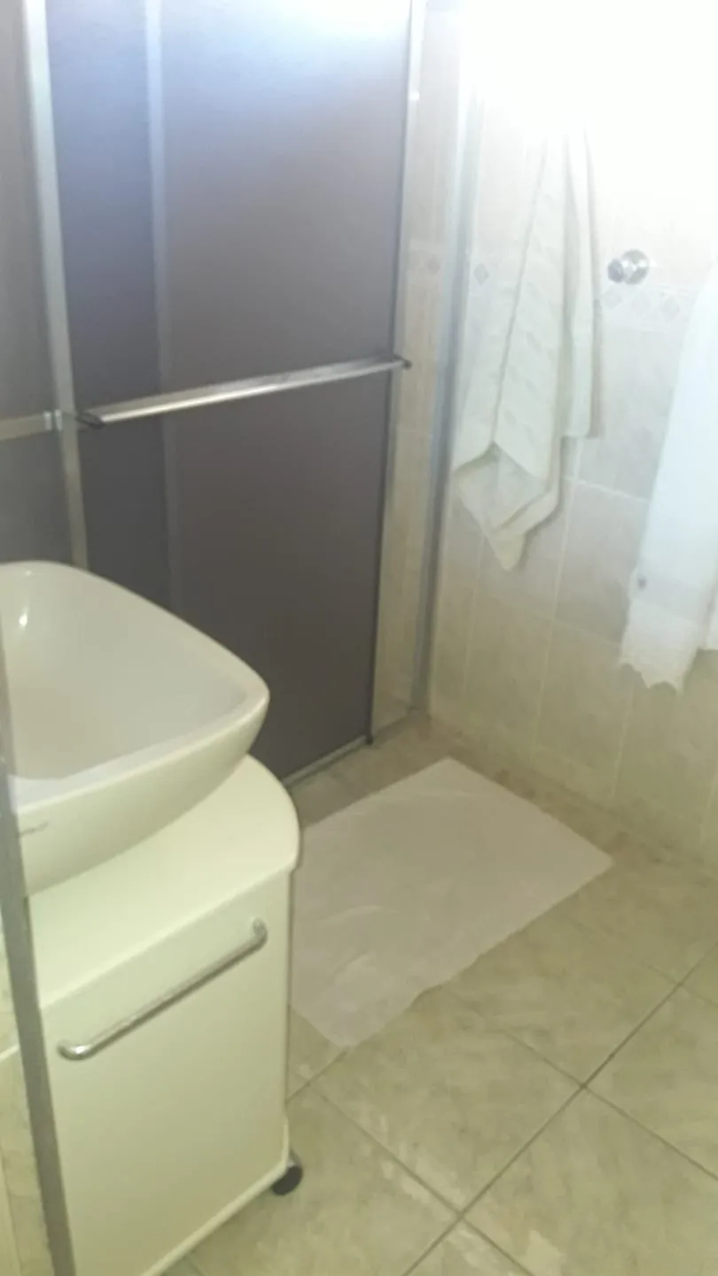Imagem Casa à venda 3 Quartos, 2 Vagas, 176.5M², Santana, Pindamonhangaba - SP