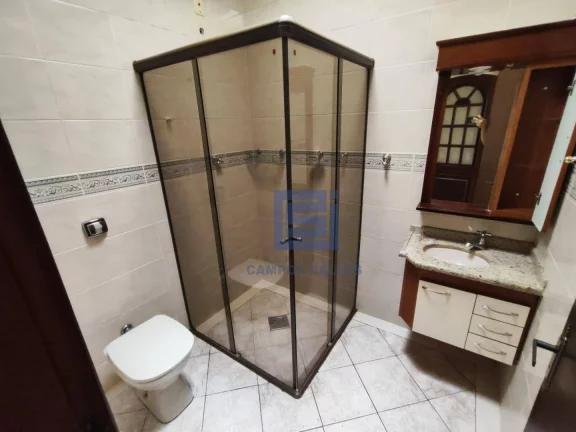 Imagem Casa com 3 dormitórios para alugar, 212 m² por R$ 5.200,00/mês - Centro - Socorro/SP