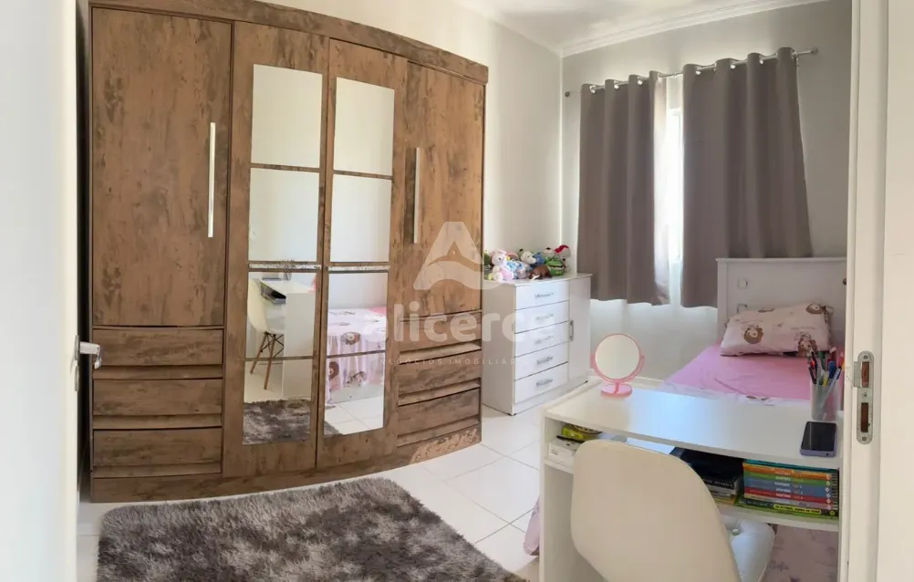 Imagem Apartamento à Venda no Bairro Areais - Conforto, Praticidade e Ótima Localização