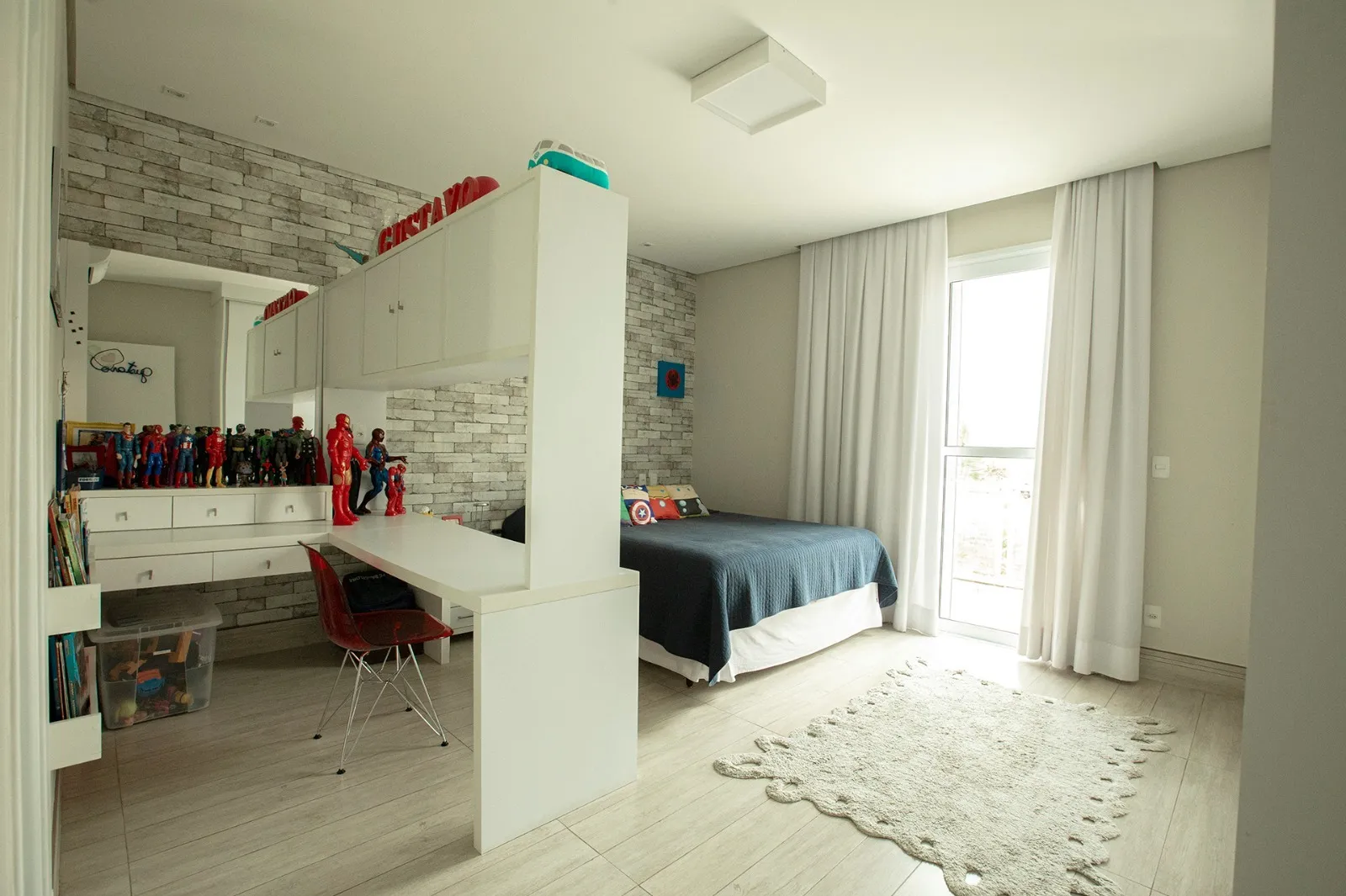 Imagem Sobrado à venda no condomínio Mont Blanc com 360m²