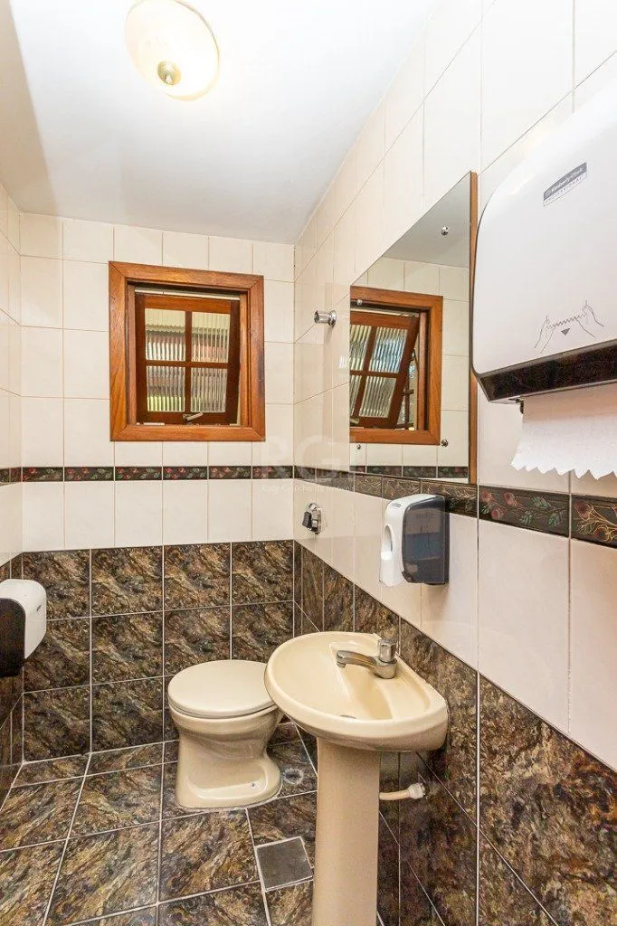 Imagem Casa para Venda - 272m², 3 dormitórios, 2 vagas - Santa Cecília