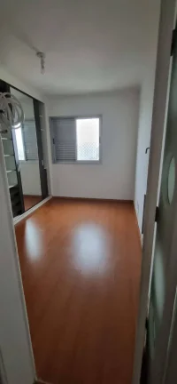 Imagem Aparatemento Vago com 63 m² 2 Dormitotios 2 vagas de Gargens
