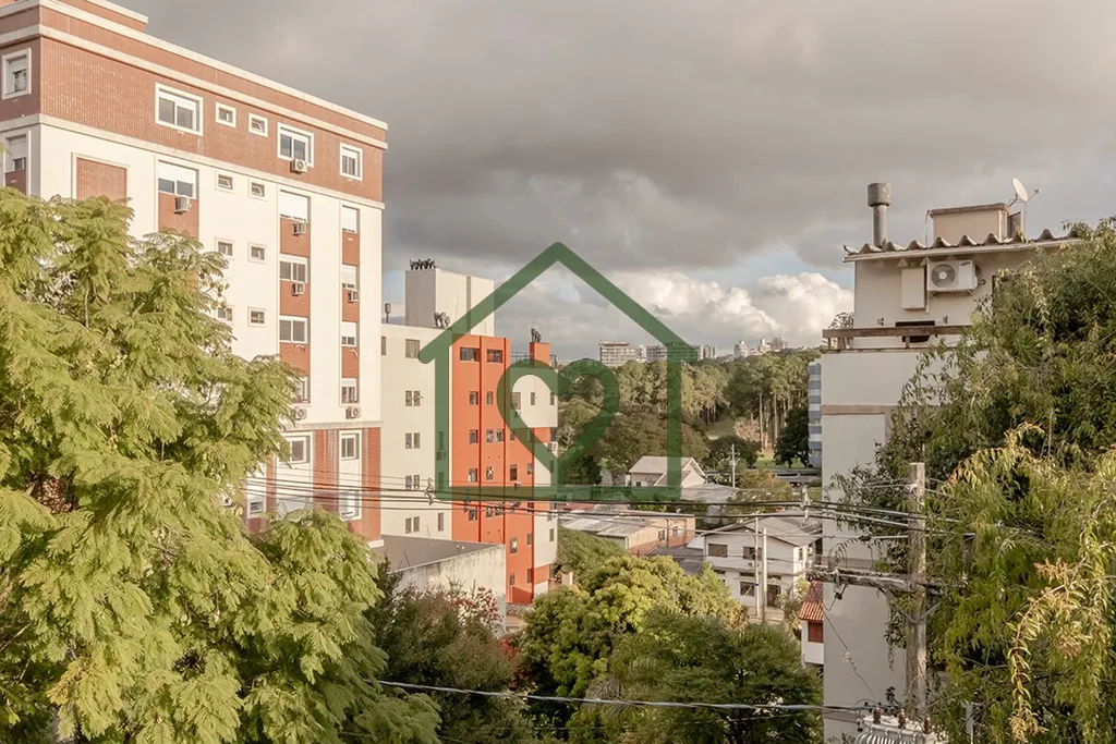 Imagem Descubra a sua nova residência de luxo nesta incrível casa à venda em Passo D'Areia, Porto Alegre...