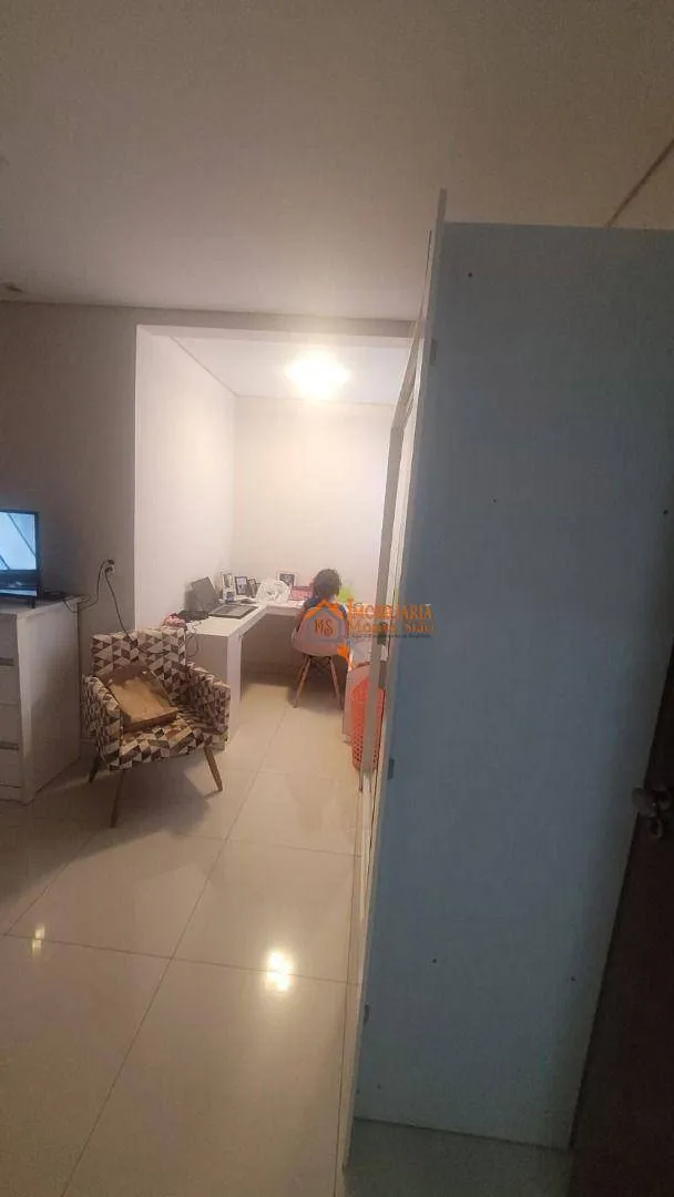 Imagem Sobrado com 4 dormitórios à venda, 200 m² por R$ 875.000,00 - Parque Flamengo - Guarulhos/SP