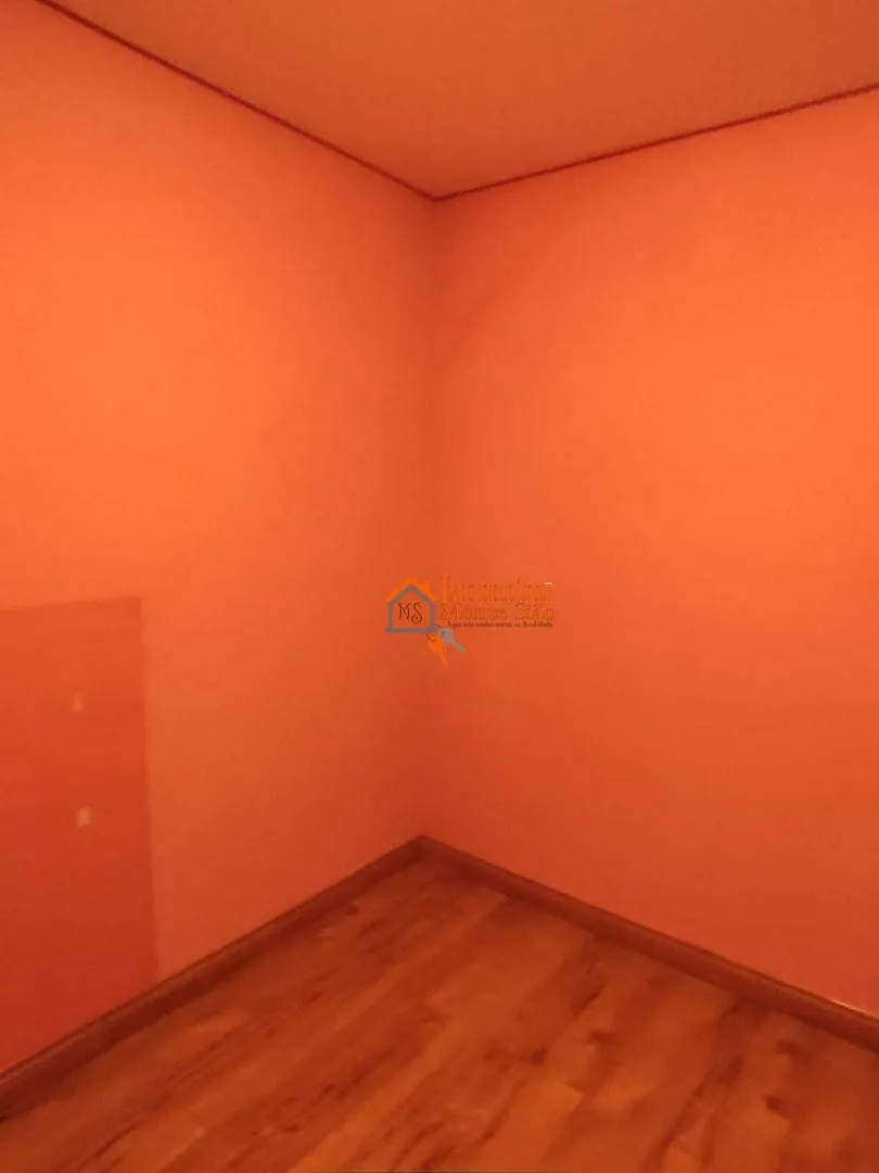 Imagem Apartamento com 2 dormitórios à venda, 44 m² por R$ 220.000,00 - Água Chata - Guarulhos/SP