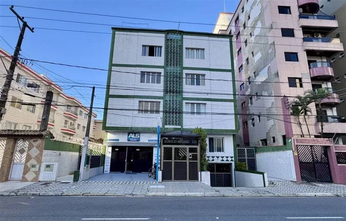 APARTAMENTO COM 32 m² - BOQUEIRÃO - PRAIA GRANDE SP