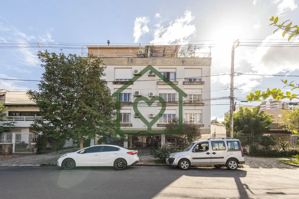 Imagem Apartamento semimobiliado no Jardim Botânico de 2 dormitórios com 105 m² privativos. Imóvel cont...