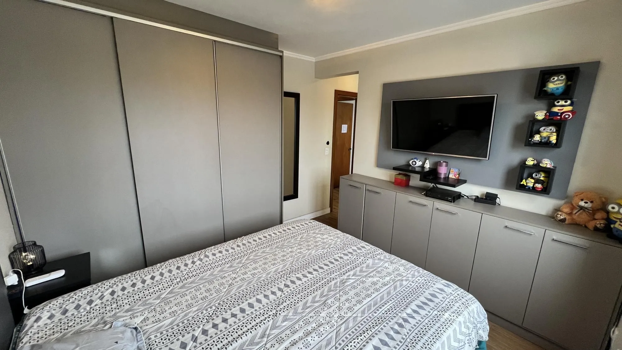Imagem Apartamento 3 Dormitórios com Vista Privilegiada - Conforto e Praticidade!
