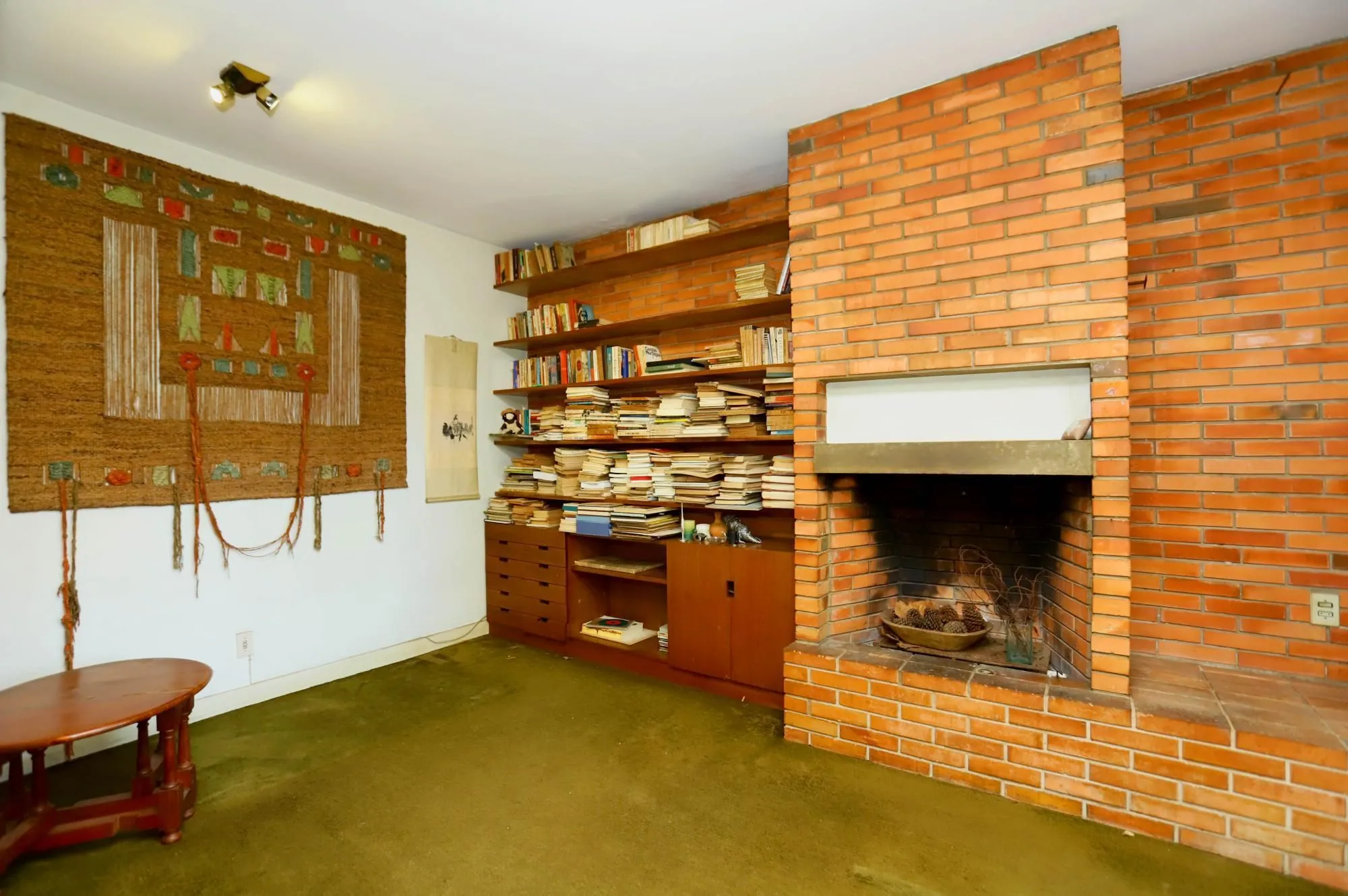 Imagem Casa no Bairro Petrópolis em Porto Alegre - Rua calma junto Av. Protásio Alves