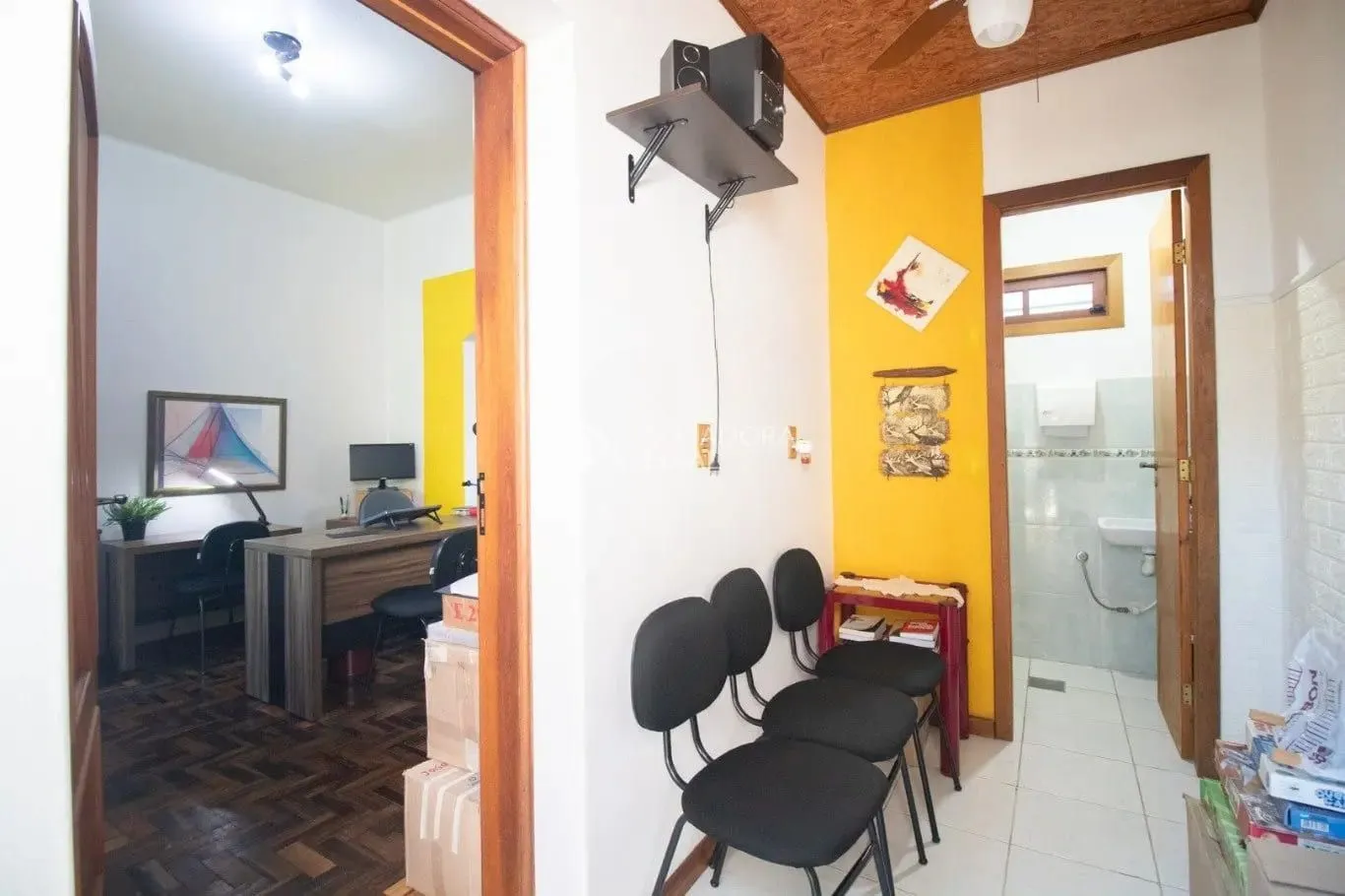 Imagem Casa com 4 dormitórios e 175m² à venda no Bairro Santa Tereza