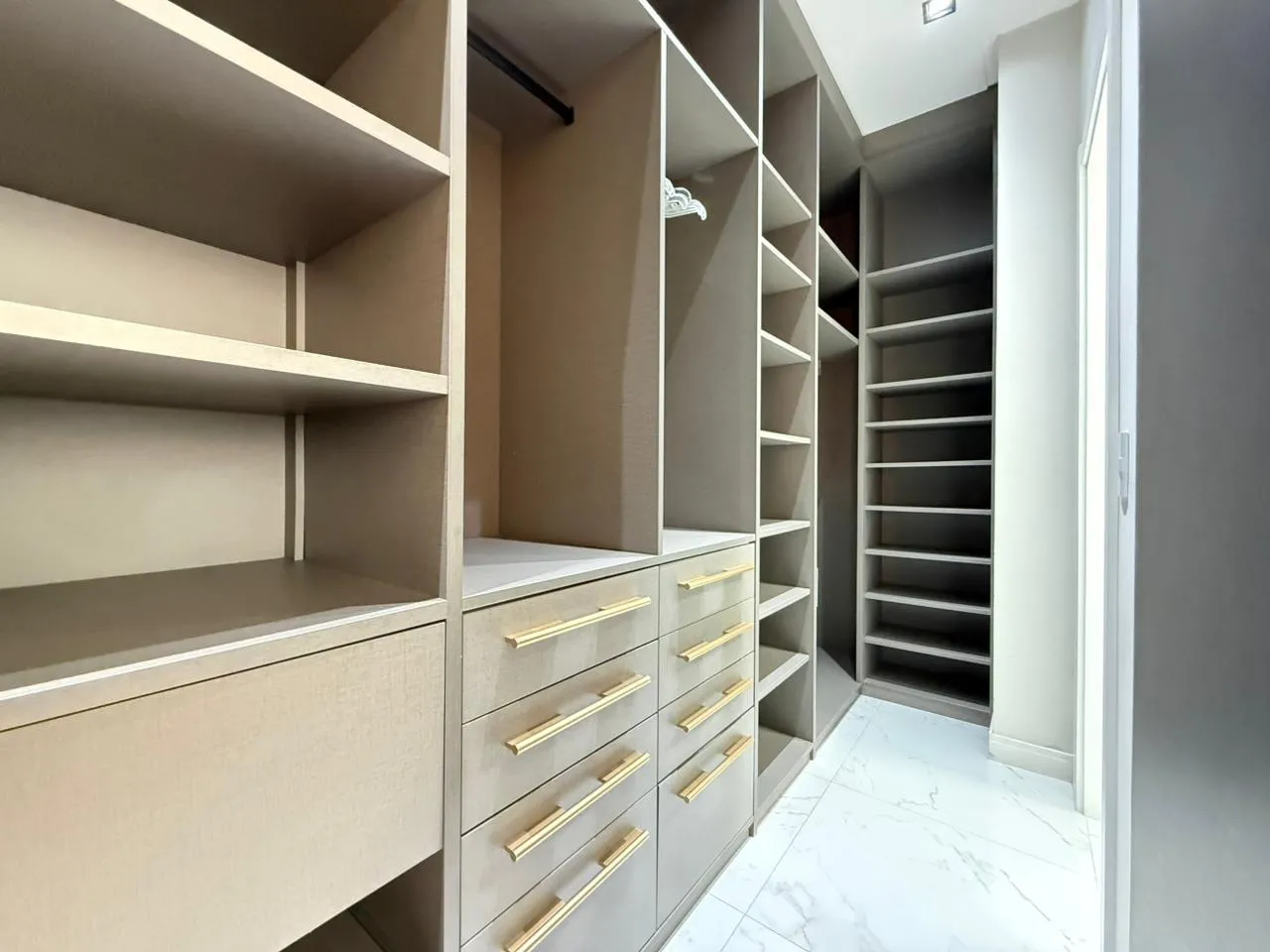 Imagem Apartamento à venda com 131m2 por R$ 2.800.000,00