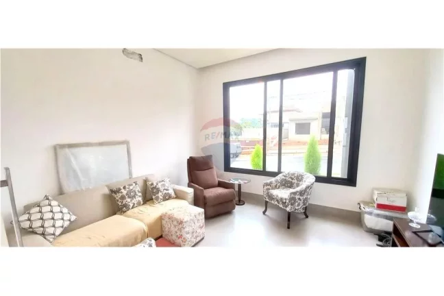 Imagem Casa a venda com 3 suítes, office independente e 3 vagas no condomínio Reserva Saint Paul em Itu.