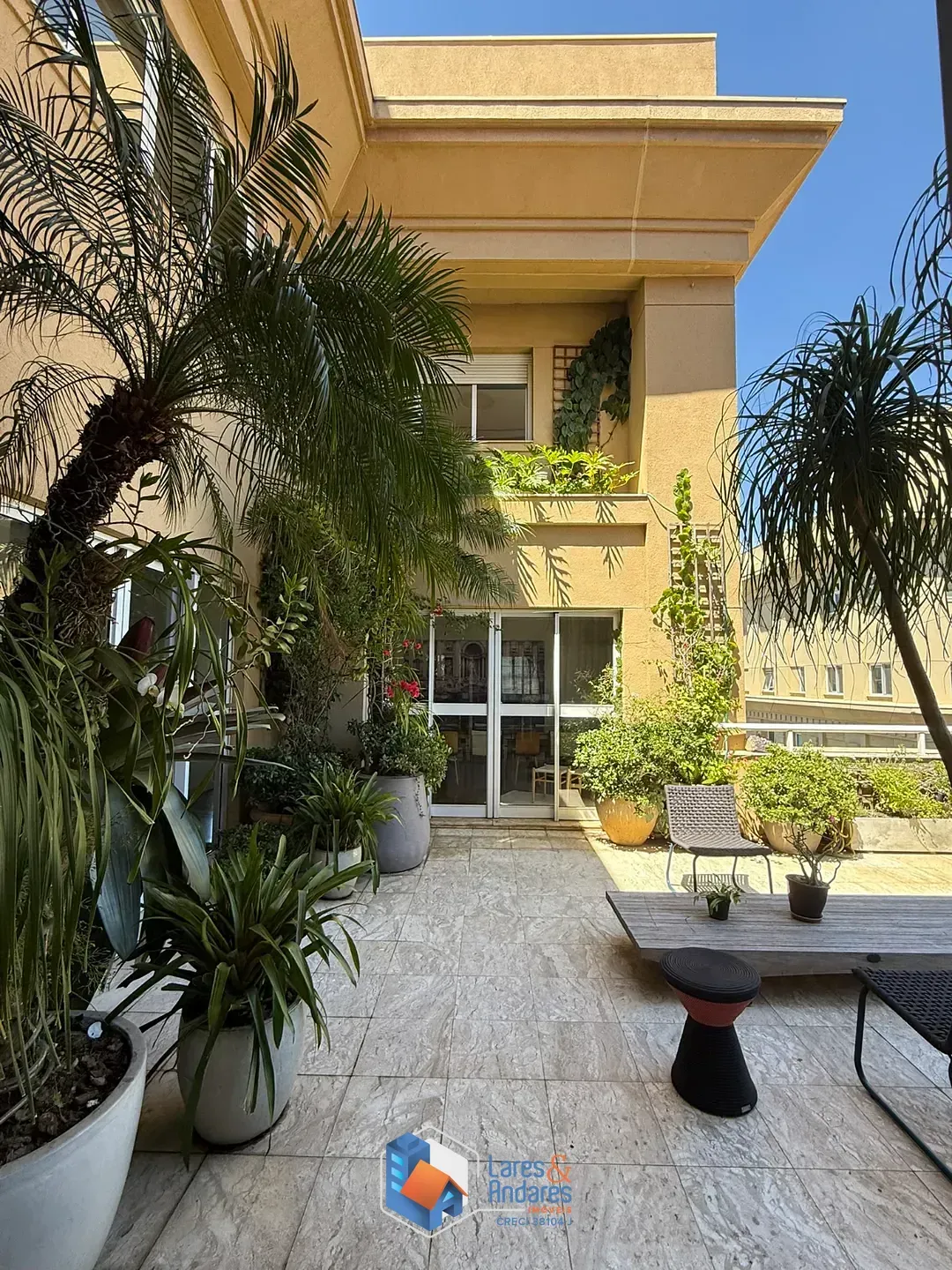 Imagem Cobertura para venda em Alto de Pinheiros com 4 quartos, sendo 4 suítes, 528m²