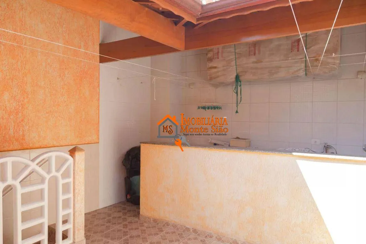 Imagem Casa com 3 dormitórios à venda, 202 m² por R$ 800.000,00 - Vila Augusta - Guarulhos/SP