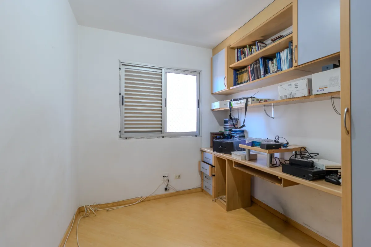Imagem Apartamento para venda em Chácara Inglesa com 3 quartos, sendo 1 suíte, 75m2