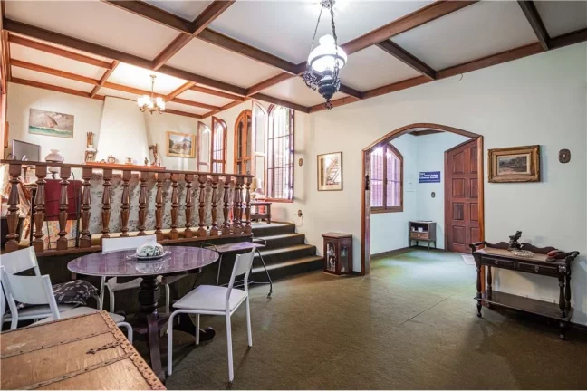 Imagem Casa para venda no bairro Petrópolis em Porto Alegre