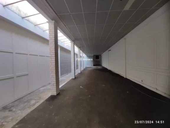 Imagem Loja com 235m² para locação em Pinheiros.