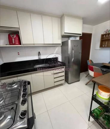 Imagem 2 quartos, 1 suíte, sol da manhã, reformado