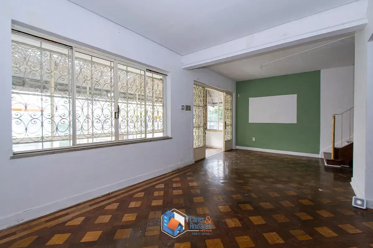 Foto do imóvel Sobrado para venda em Aclimação com 3 quartos, 295m² em Rua Ágata