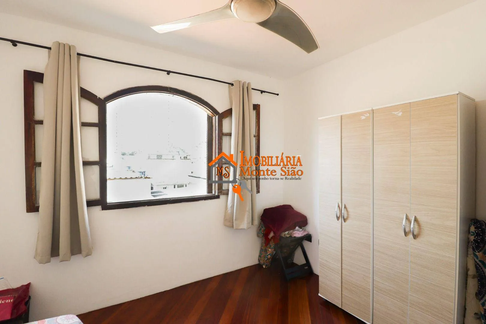 Imagem Sobrado com 3 dormitórios à venda, 100 m² por R$ 680.000,00 - Picanco - Guarulhos/SP