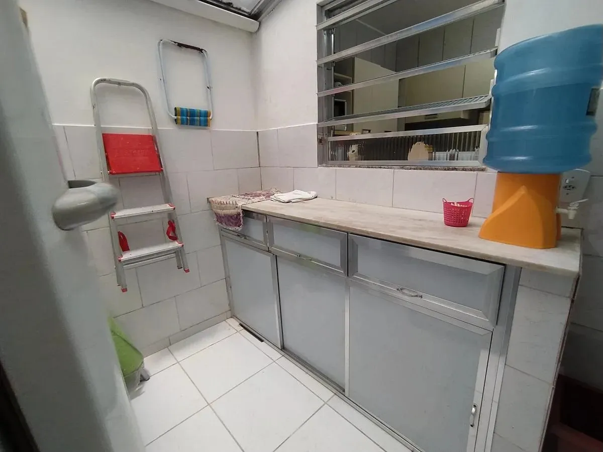 Imagem Casa em Condomínio para Venda em Cabo Frio / RJ no bairro Peró
