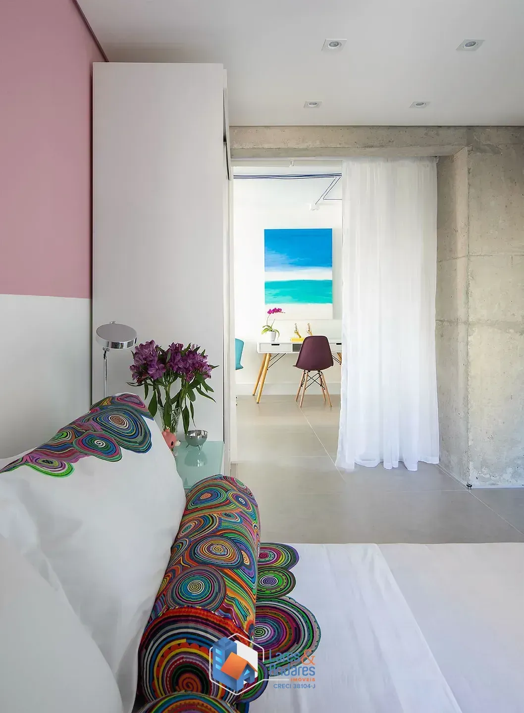 Imagem Apartamento para venda e locação em Itaim Bibi com 2 quartos, sendo 2 suítes, 62m²