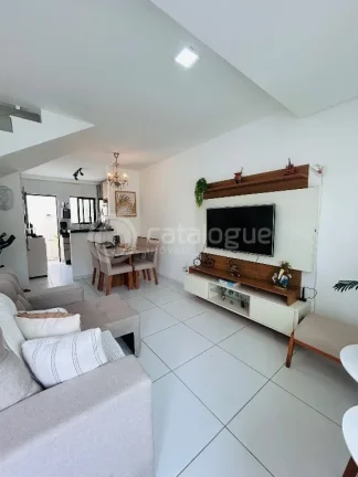 Imagem Casa Duplex à Venda - Condomínio Residencial Flórida Parque - Oportunidade 285 mil