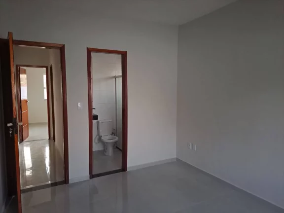 Imagem Casa Itaipuaçu. A proveite excelente oportunidade em terreno inteiro.