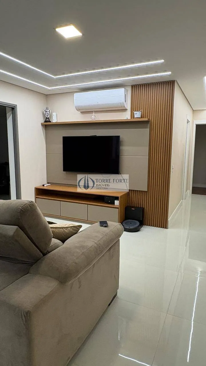 Imagem Apartamento com 3 dormitórios 3 suítes e 2 vagas na Vila Independência .