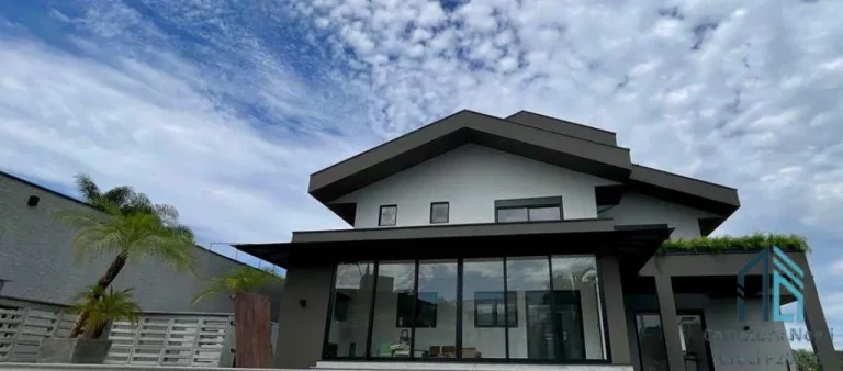 Imagem Casa MOBILIADA LINDA em condomínio, 04 suítes, 04 vagas, em Blumenau SC