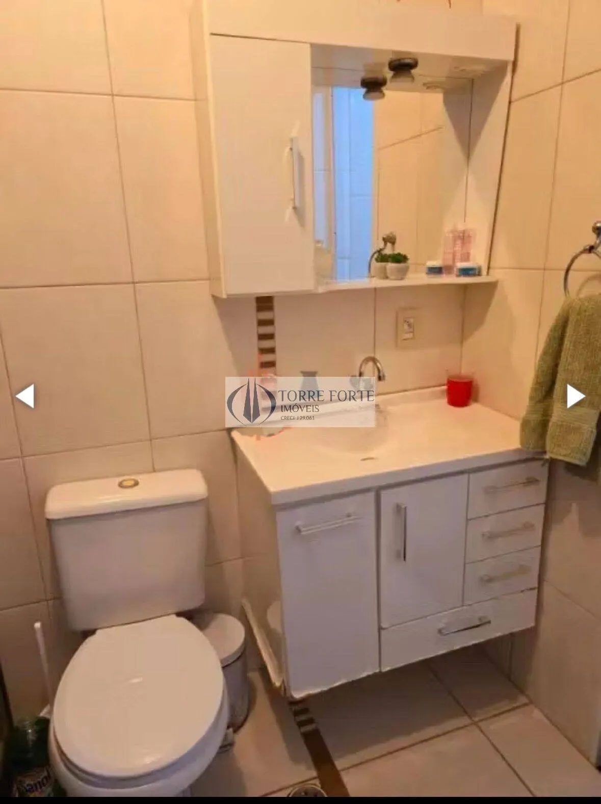 Imagem Lindo Sobrado com 4 dormitorios 1 suite 3 vagas,Piscina na Cidade Patriarca