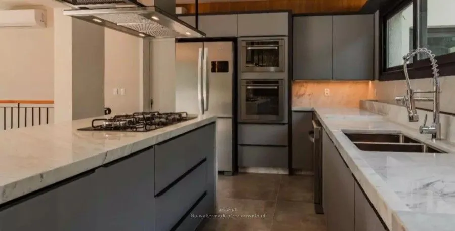 Imagem Casa 423 m², 4 suítes no Elegante Condomínio Saint Moritz, Mato Queimado Gramado