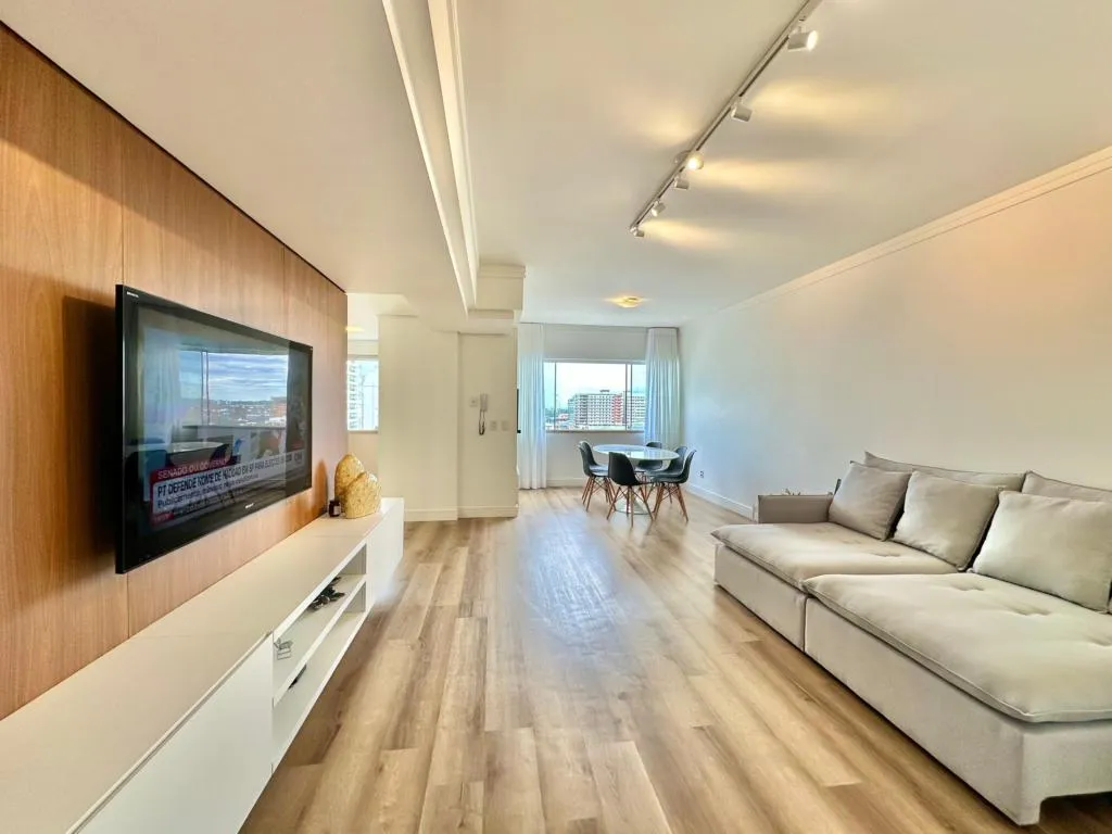 Imagem Apartamento 2 Dormitórios - Bairro Centro