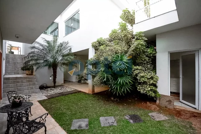 Imagem Casa de Alto Padrão à Venda - 5 Suítes, 501m² - Quintal, Churrasqueira e 6 Vagas - Parque Anchieta, São Bernardo do Campo - SP