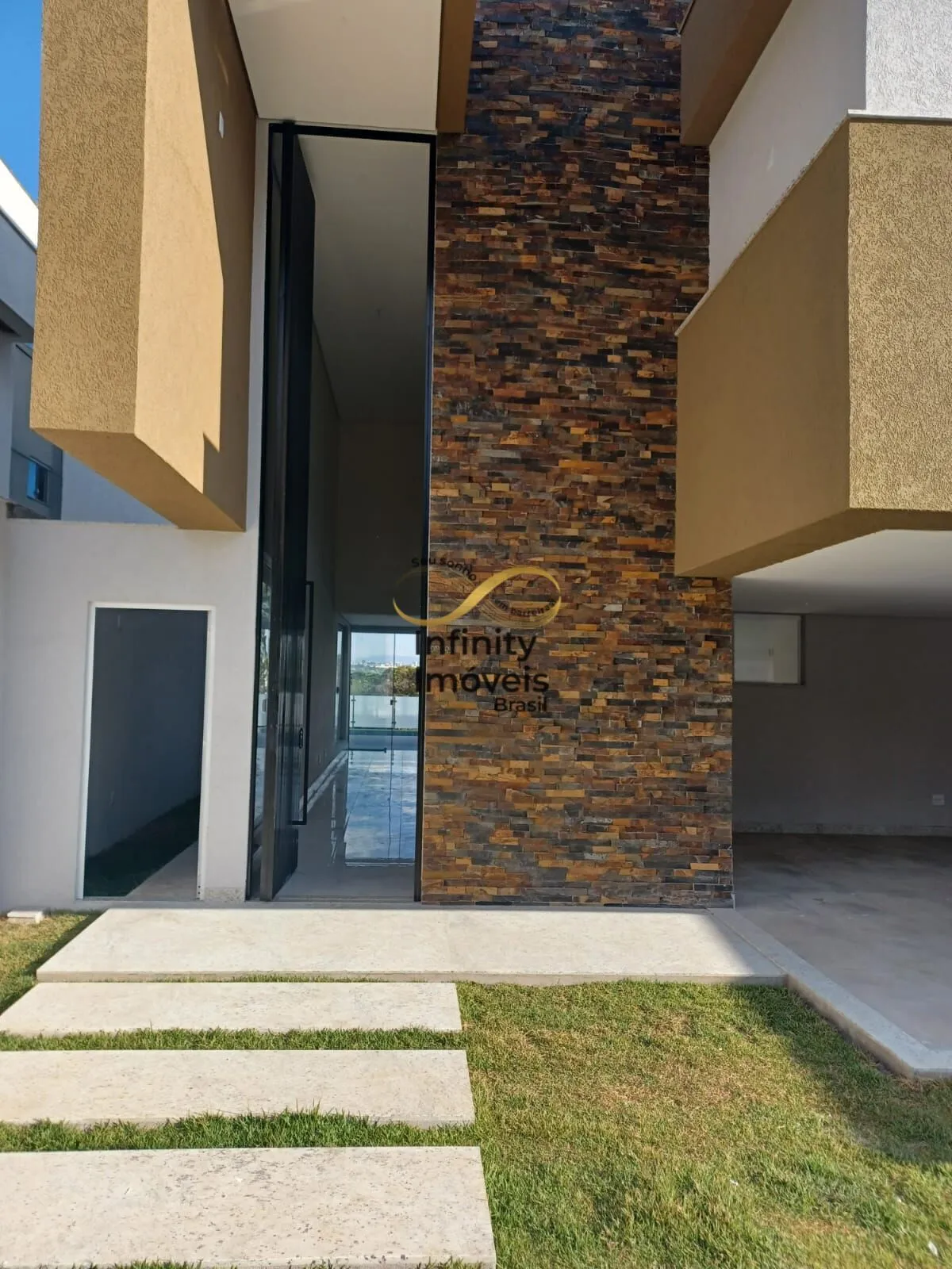 Foto do imóvel Casa Alto Padrão em Chácara Cotia, Contagem/MG