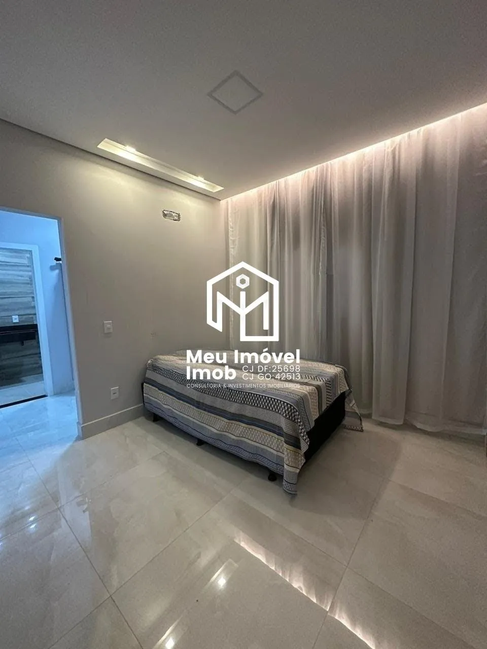 Imagem Casa 4 Qts 3 Suítes 4 Vagas 460m² Rua 10/12 Vicente Pires